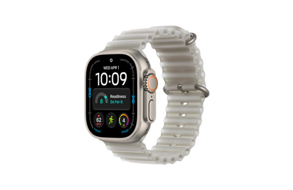 Apple Watch Ultra 4 v prírodnom titáne na bielom pozadí